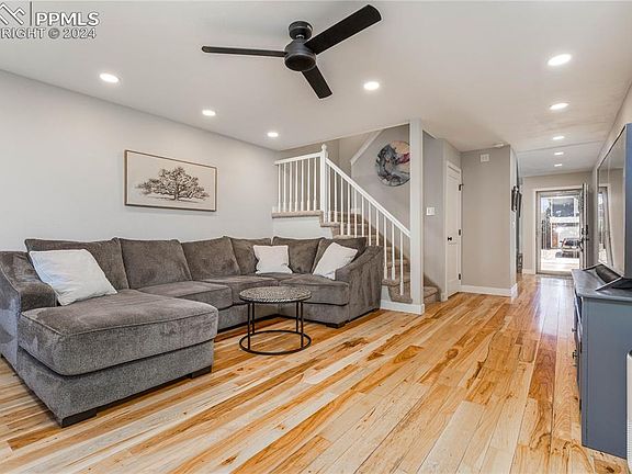 4th image of 8340 Pepperridge Dr
