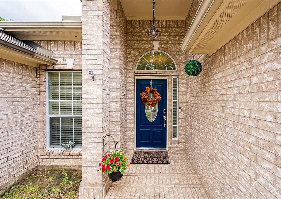 1st image of 11910 Aerie Dr