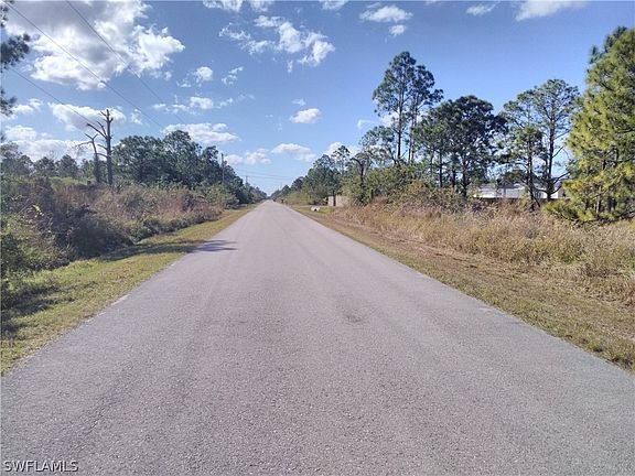 3rd image of 48 Avenue NE