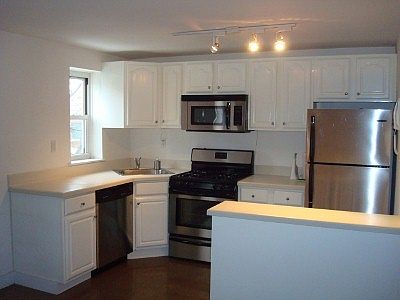 2nd image of 327 Van Brunt St #2