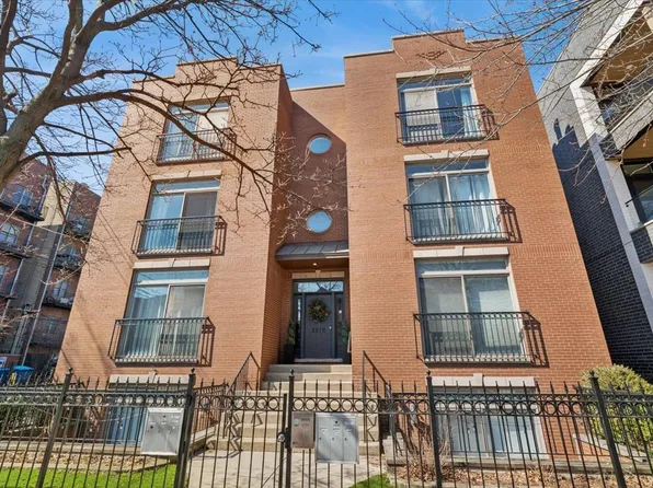 2816 N Rockwell St APT 3N, Chicago, IL 60618