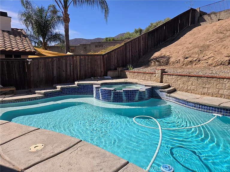 15721 Lake Ridge Rd — Photo 10