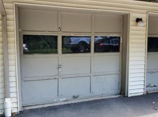 19 Stony Hill Rd #G-10, Cheshire, CT 06410