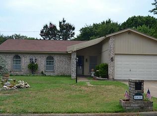 8416 Glenann Dr, North Richland Hills, TX 76182
