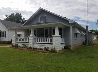 1315 W 5th St, Coffeyville, KS 67337
