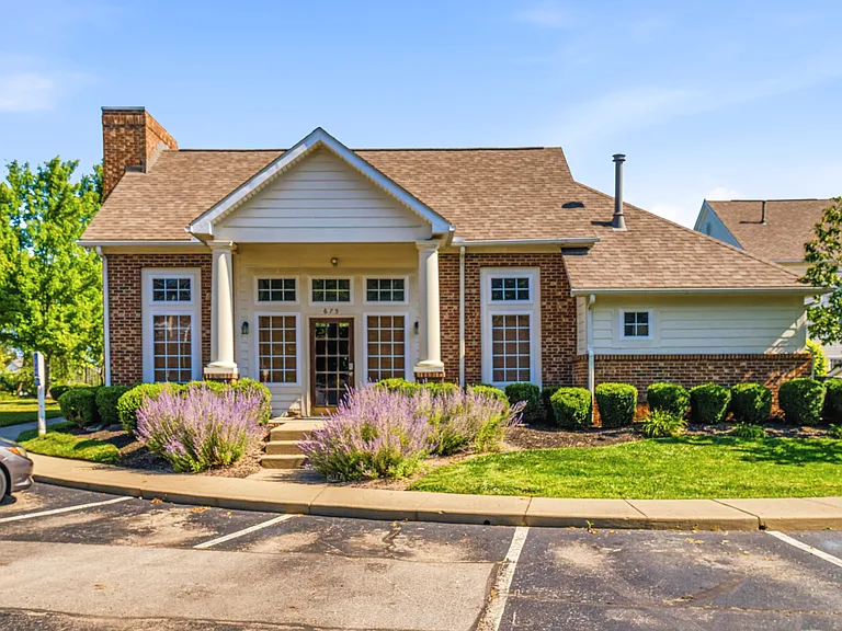 1113 Green Knoll Dr — Photo 40