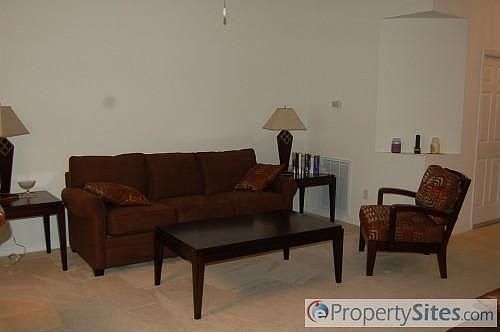 4th image of 1724 Piccadilly Cir