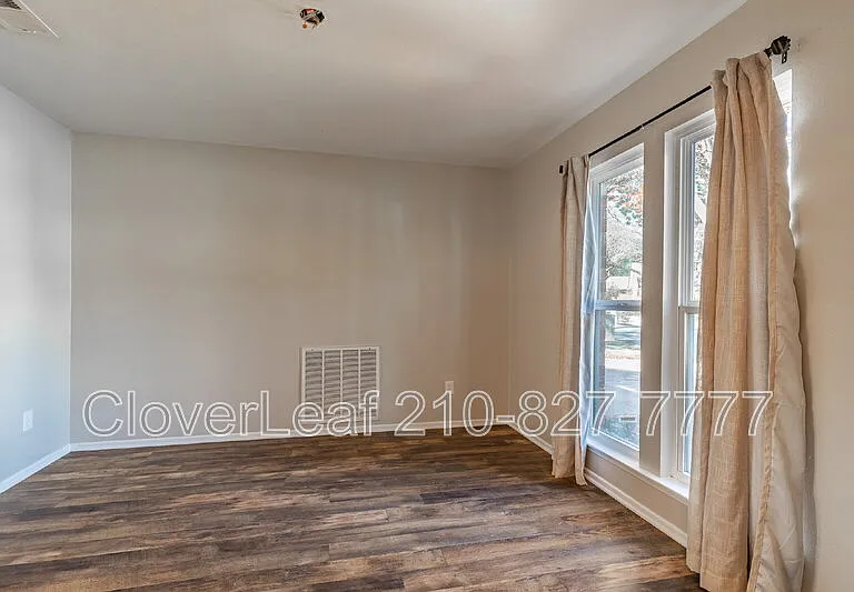 7510 Louisa Allen Ct — Photo 9