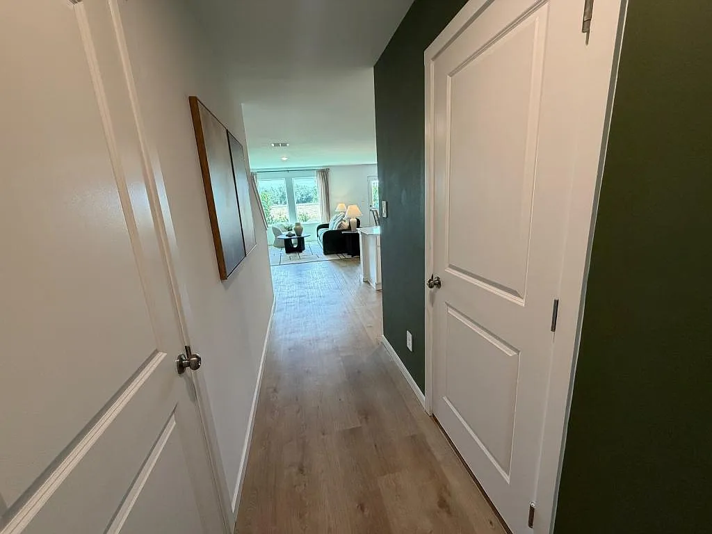 3005 Captain Jax Way — Photo 2