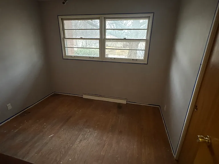 9619 Newton Dr — Photo 1