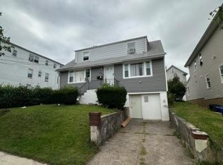 984 E 26th St, Paterson, NJ 07513