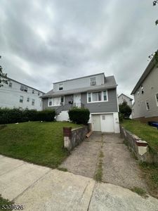 984 E 26th St, Paterson, NJ, 07513