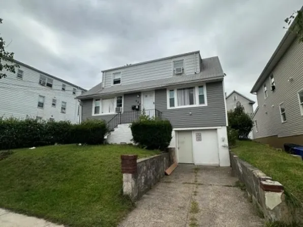 984 E 26th St, Paterson City, NJ 07513