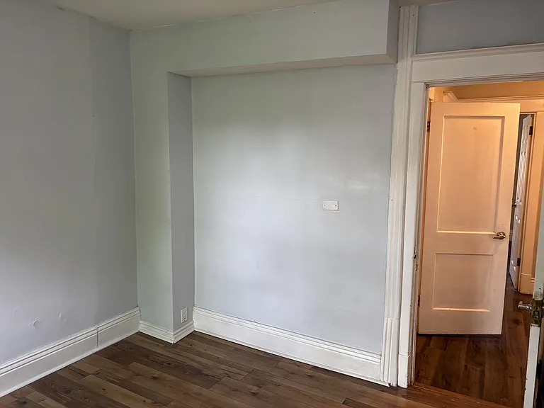 758 Cannon St E #2 — Photo 9
