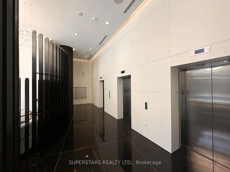 280 Dundas St W #1907 — Photo 13