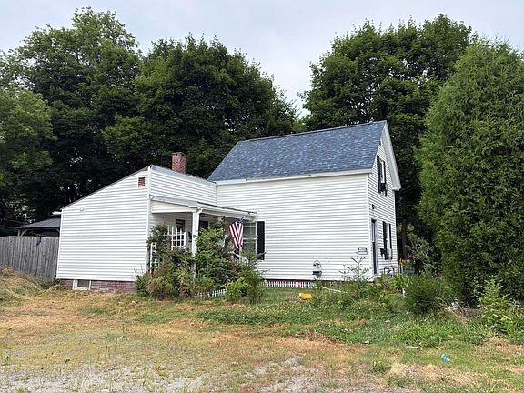 4th image of 230 Oak Street