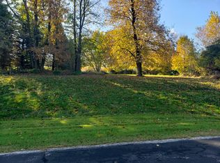 W6153 Candlestick Rd, Plymouth, WI 53073