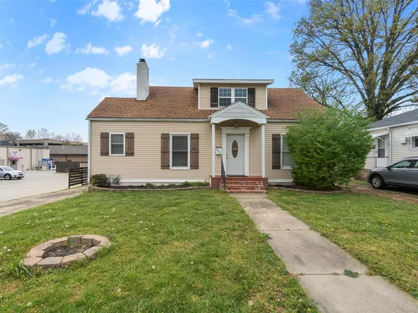 623 Perry Ave, Cape Girardeau, MO 63701