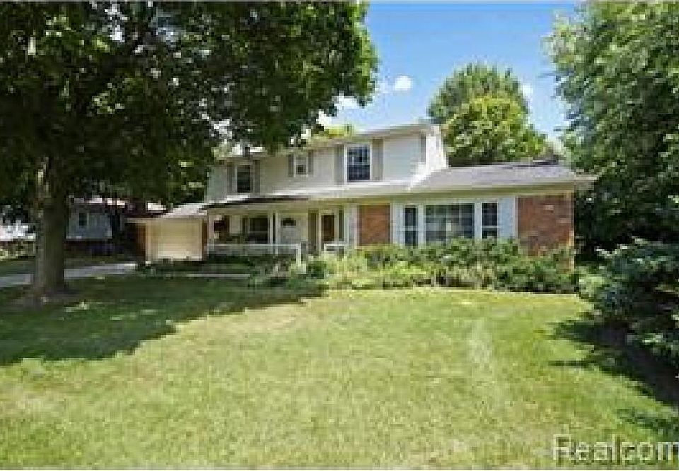 1st image of 7457 Saint Auburn Dr
