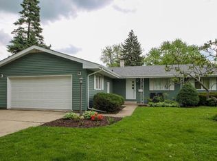 533 N Rosedale Ave, Aurora, IL 60506