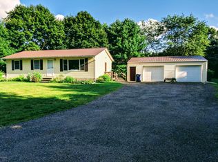 5785 S Green Ave, Fremont, MI 49412