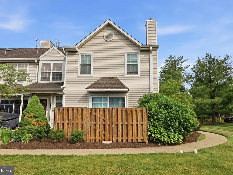 6405 Spruce Mill Dr — Photo 23