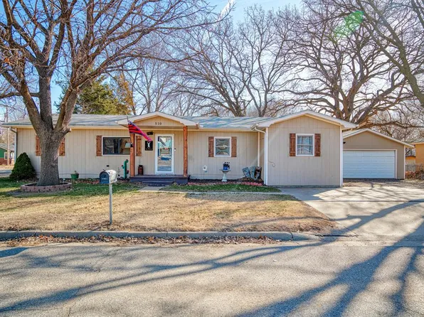 510 N Nelson St, Bennington, KS 67422
