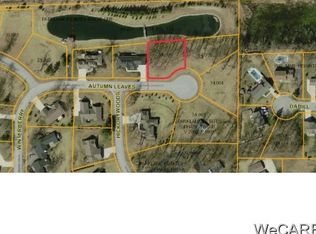 2946 Autumn Leaves Ct, Lima, OH 45805