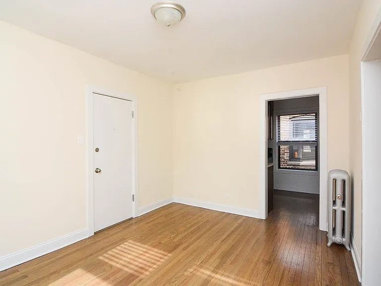 2643 N Spaulding Ave #E4 — Photo 12