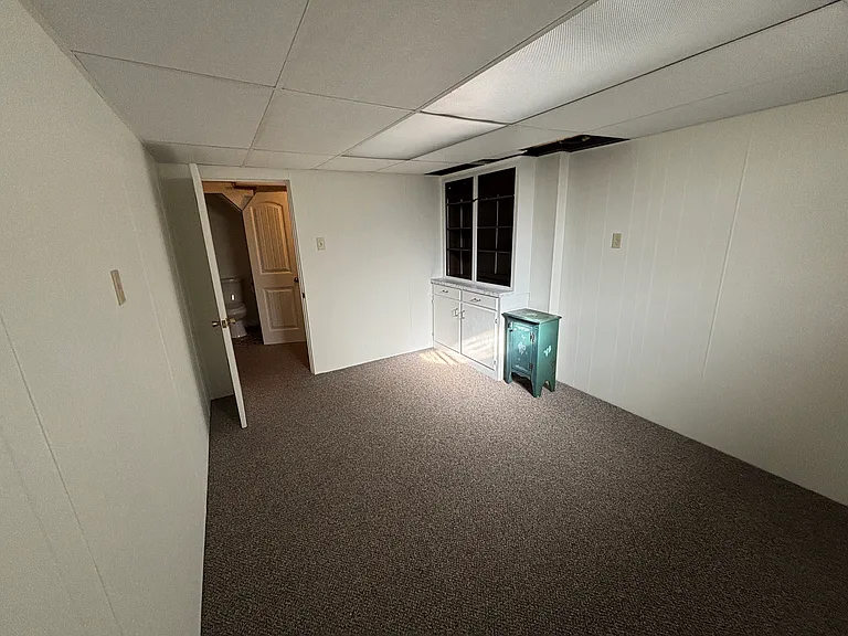 657 Main St — Photo 11
