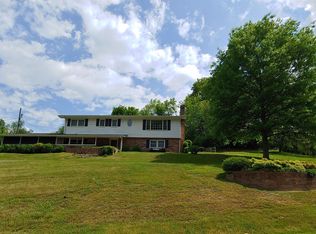 101 Hidden Valley Rd, Bristol, TN 37620