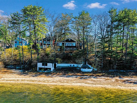 2nd image of 97 Lakeside Trail
