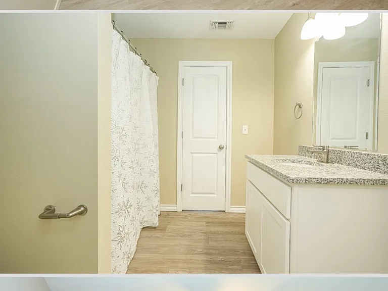 8133 W 7th St — Photo 24