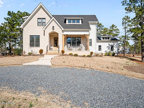 2nd image of 289 Carriage Park Drive