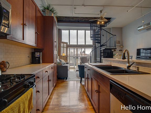4th image of 600 Broadway Ave NW APT 426