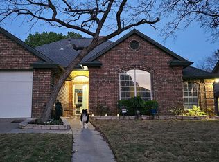2124 Millwood Dr, Corinth, TX 76210
