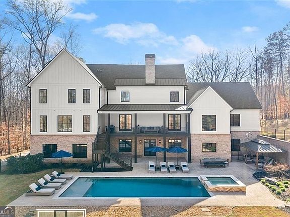 2nd image of 874 Holland Rd