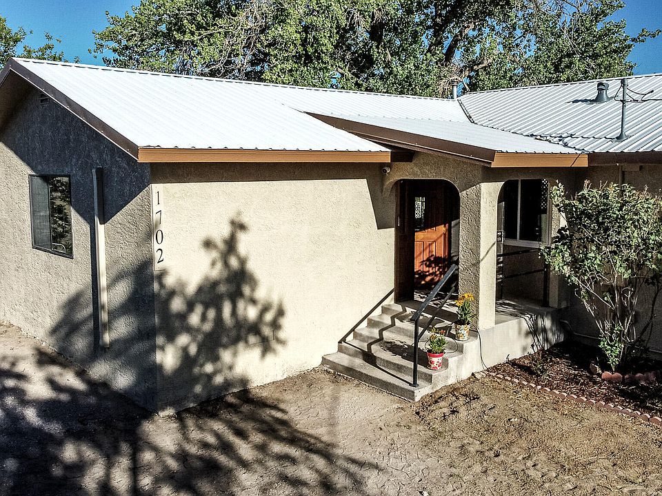 1st image of 1702 Moody Ln #1
