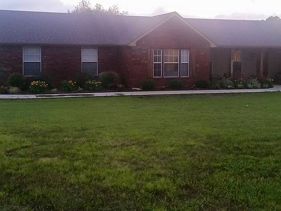 2nd image of 16871 Rainbow Ln