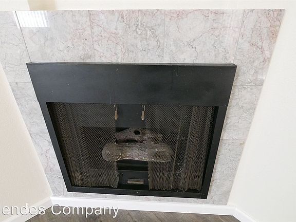 3rd image of 4365 Mississippi St APT 1