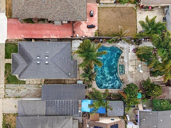 3rd image of 16 Stanford St