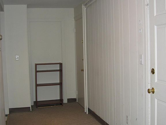 3rd image of 451 Orange St #1R