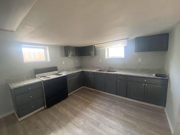 2nd image of 400 Emma Ave #4