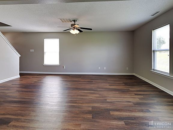 3rd image of 1818 Wilton Gate Dr