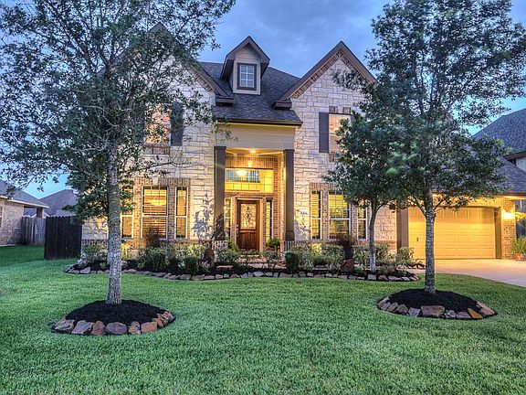 4th image of 3414 Brentwood Ln
