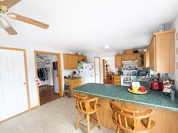 4th image of 51 Wilfred King Rd