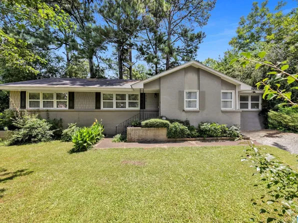 944 Reedwood Ln, Birmingham, AL 35235