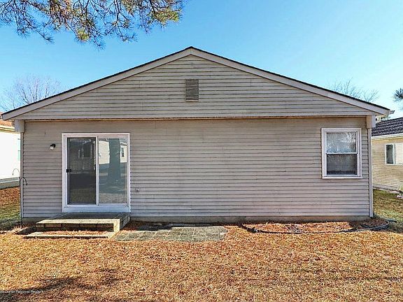 5th image of 21 Chateux Ln