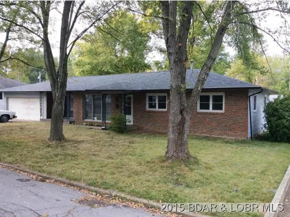 1103 Larkin Dr, Eldon, MO 65026