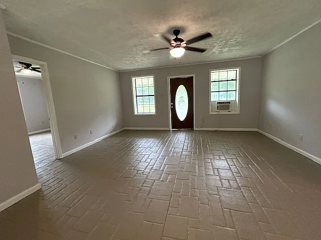 5536 Highway 182 E — Photo 5